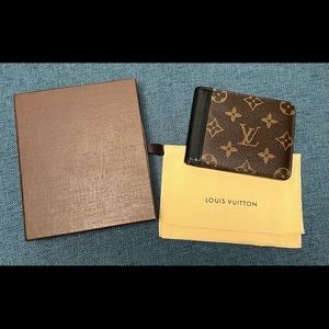 Louis Vuitton Gaspar Monogram wallet